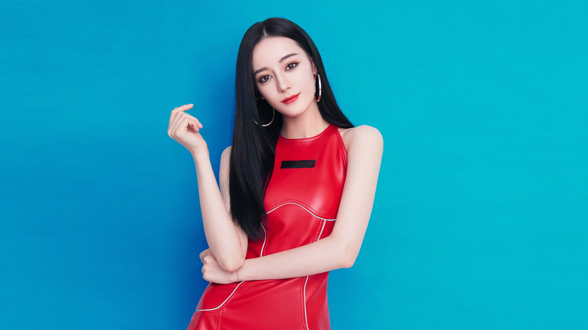 开云网页版-_裁判判罚引争议，比赛高潮迭起_，裁判过程